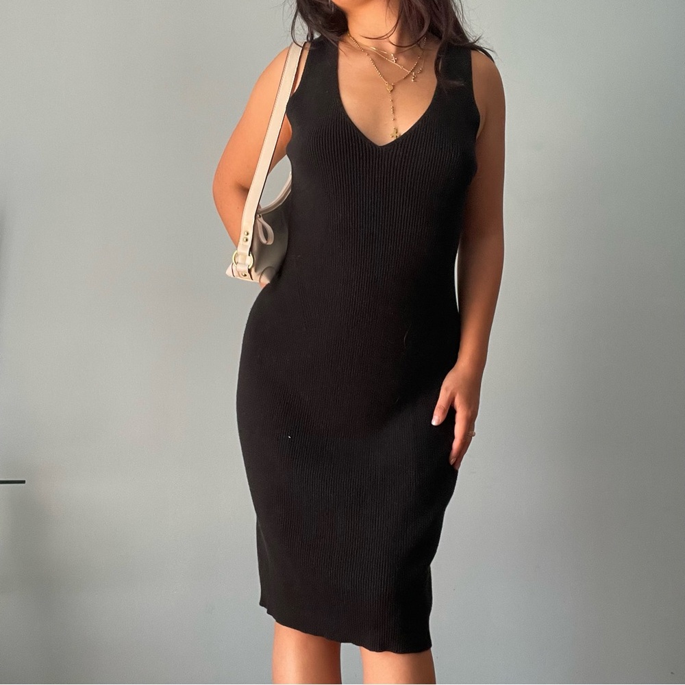 Banana Republic Black V-Neck dress